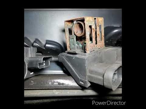 Citroen c4 Picasso p0493 fault - YouTube