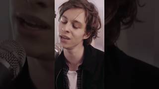 Download Lagu AnnenMayKantereit, Giant Rooks - Toms diner MP3