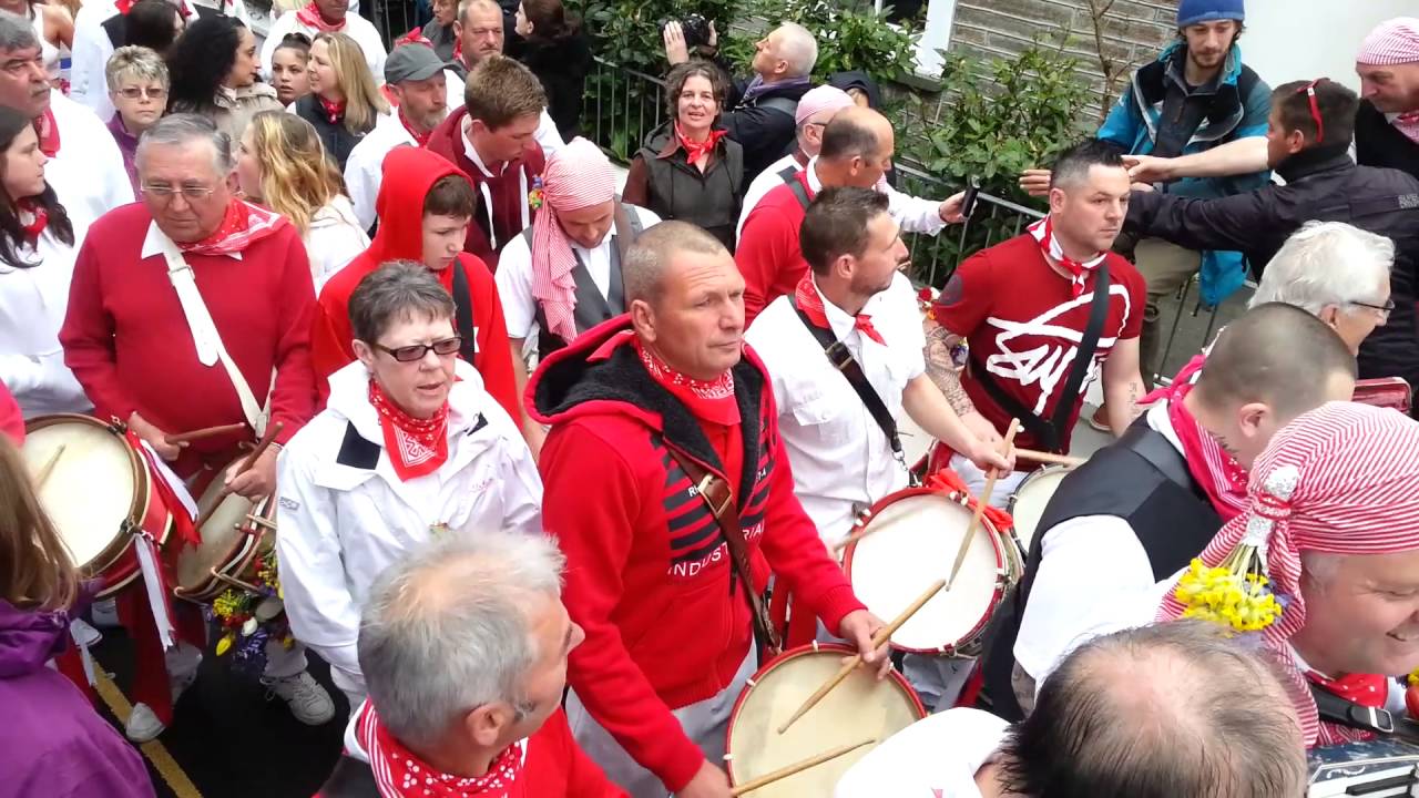 Padstow May Day Obby Oss 2016 YouTube