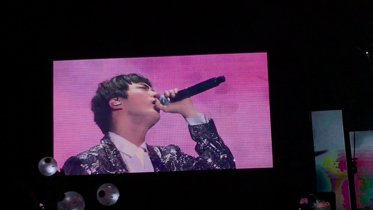BTS Jin solo - Awake (Live in Newark THE WINGS TOUR 170323)