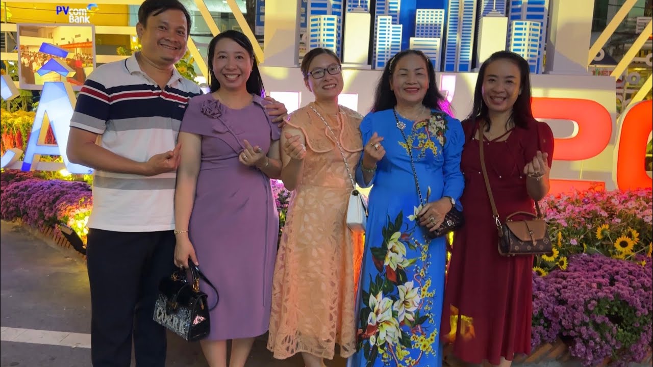 Tham quan phố đường hoa Cần Thơ 2026 mùng 3 Tết