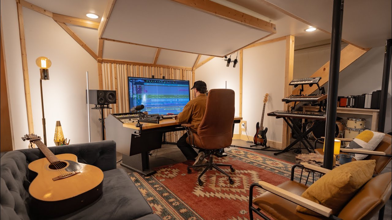 Современная домашняя студия для продакшена | Логан Мерфи (экскурсия по студии)