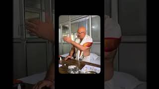 70 की उम्र में कैसे रखें शरीर स्वस्थ? जानिए त्रिफला और त्रिकटु का कमाल!