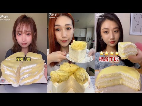 Pandan Durian Crepe Cake