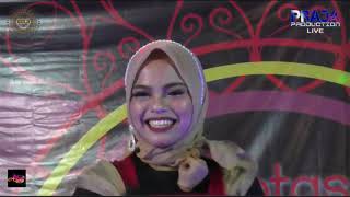 TIDAK SEPERTI LAGU YG DIBAWAKAN PRISKA,MATI LAMPU TAPI DI STUDIO TERANG BNGT