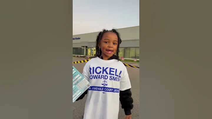 TaLeigha wants you to vote Rickell Howard Smith in...