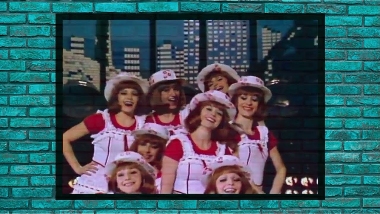 Watch Muck & Gerd Michaelis Chor - Isabell 1974 on YouTube Watch Muck & Gerd Michaelis Chor - Isabell 1974 on YouTube