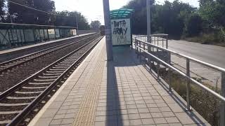 БВ 1614 преминава през спирка Прослав с бясна скорост