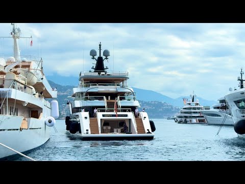 SUPERYACHTS ARRIVING,DOCKING & LEAVING MONACO PORT HETCULES•BUSY DAY IN THE HARBOR @emman25MC