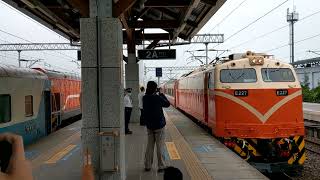 【已絕版】3513次區間車交會704次莒光號通過加祿站(兩班車皆已停駛)