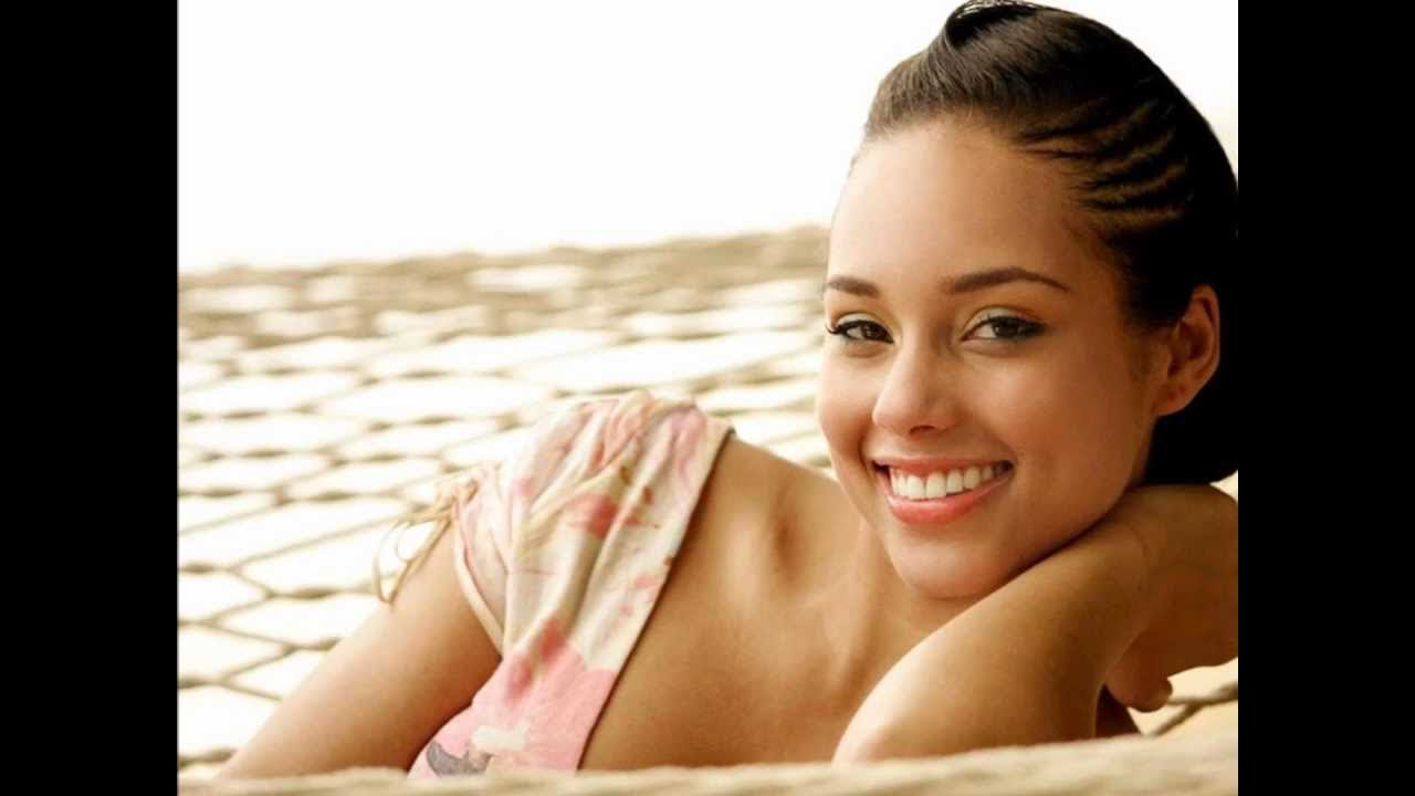 Alicia Keys-Sure Looks Good To Me