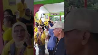 Golkar untuk rakyat maju bersama.