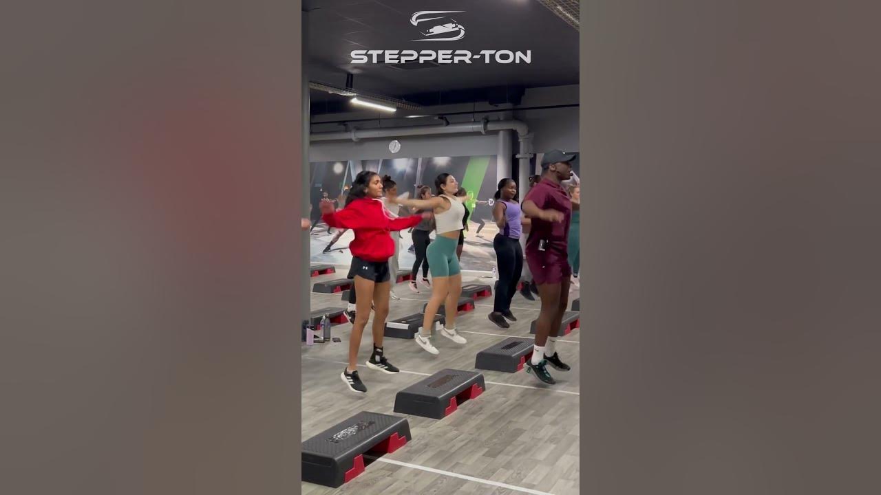 When the song hits you forget about the exercise 😂🔥#stepperton #juliusburphy #hiphopstepaerobics