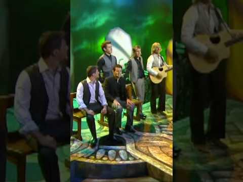 This song always hits like you're 3 Guinness in! 🤣🍻