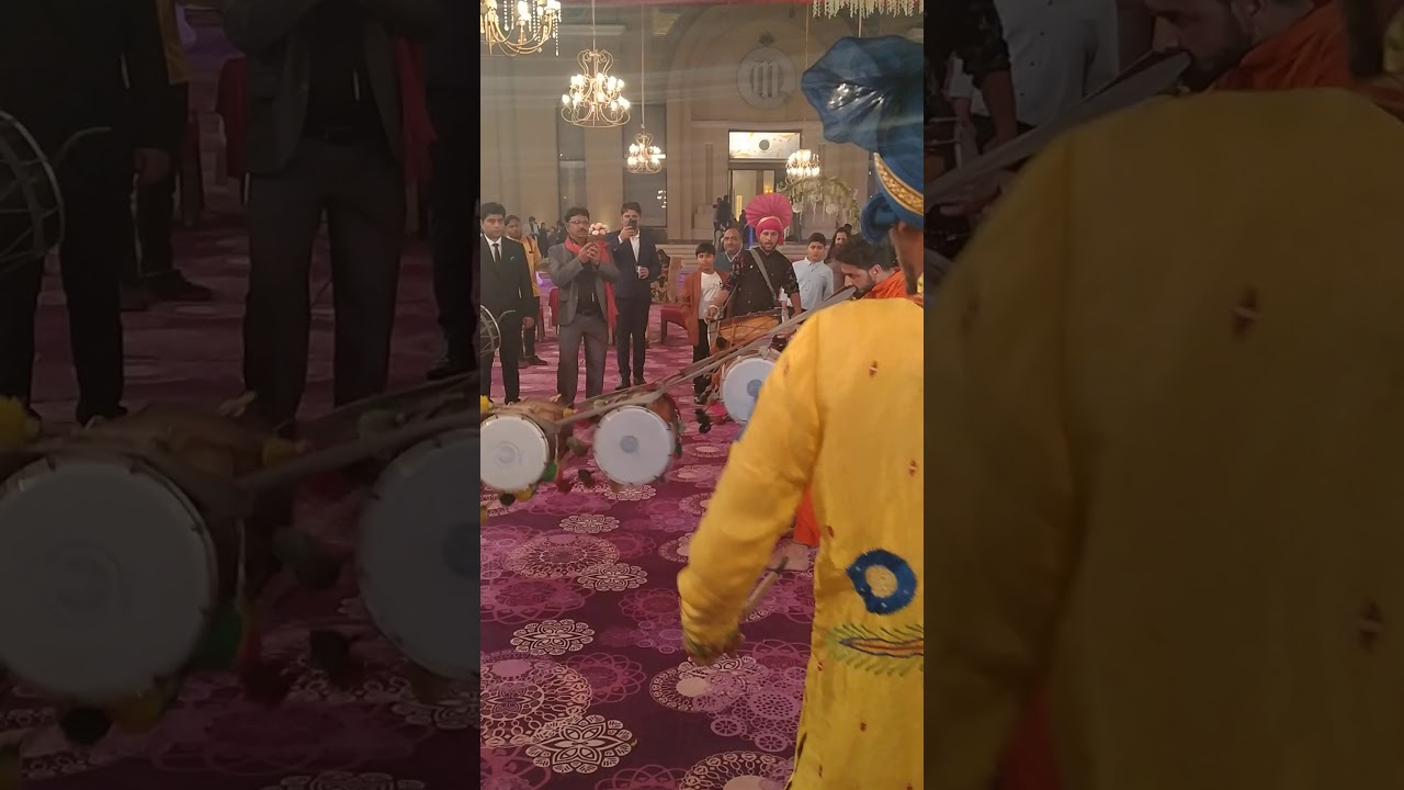 #dhol