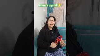 Annem Uyanık