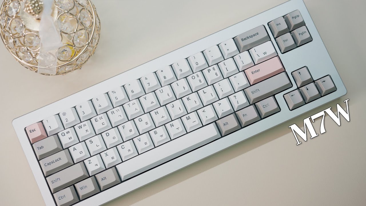 Monsgeek M7W - a budget-friendly DIY keyboard kit ⌨️ 65