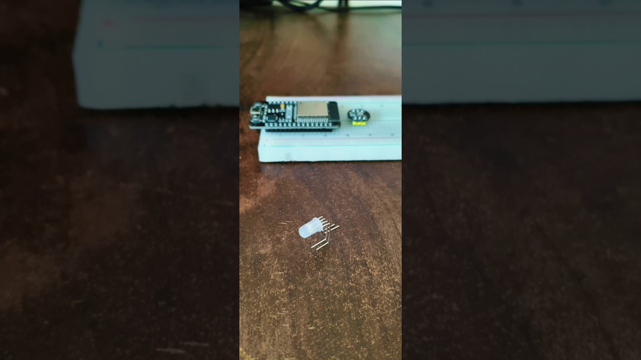 🔥 Clap to Change RGB LED Colors! | ESP32 Magic Project #short #innovation