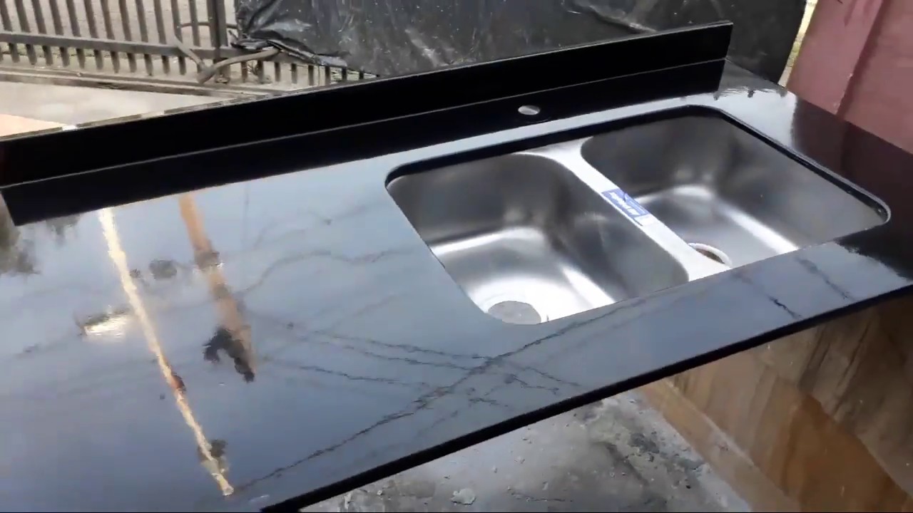 Mesadas en mármol sintético bacha doble