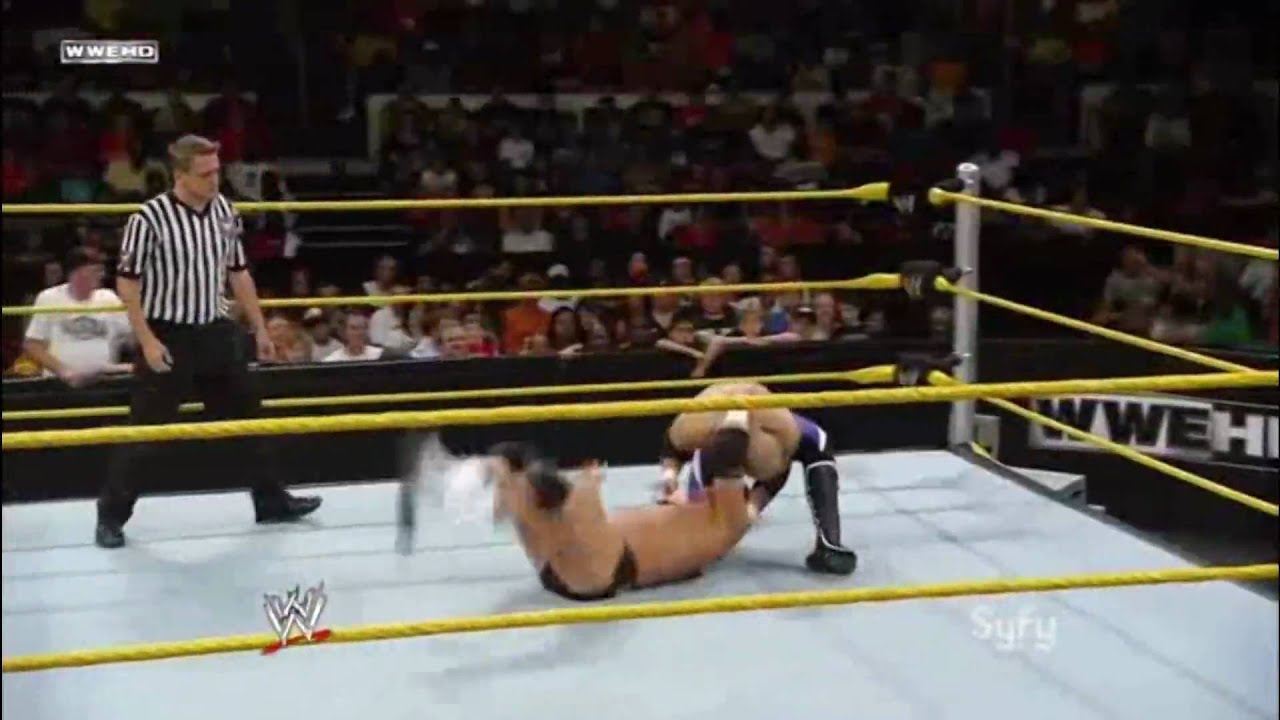 Alex Riley vs Kaval Highlights