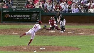MIA@PHI: Johnson hits an RBI single to left field