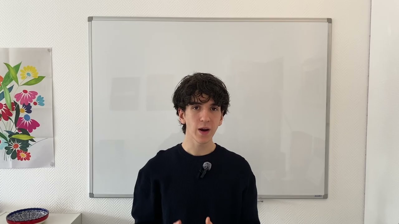 UNE RENCONTRE ENTRE L'ALGÈBRE LINÉAIRE ET L'ANALYSE COMPLEXE (Introduction à la théorie spectrale)