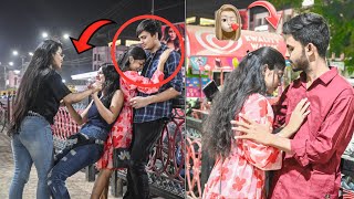 ACCIDENTALLY HUGGED A CUTE BOYS😍🙈||PRANK IN INDIA||OFFICIAL SHUBHI