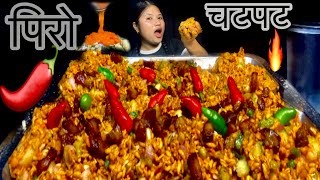 Eating Y Gilo Chatpate