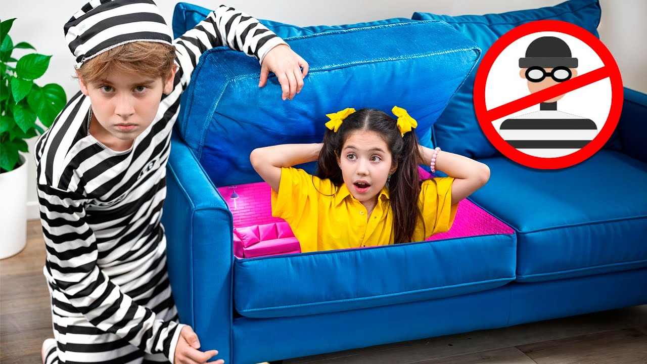 Eva dan Teman-teman bermain di Ruang Rahasia