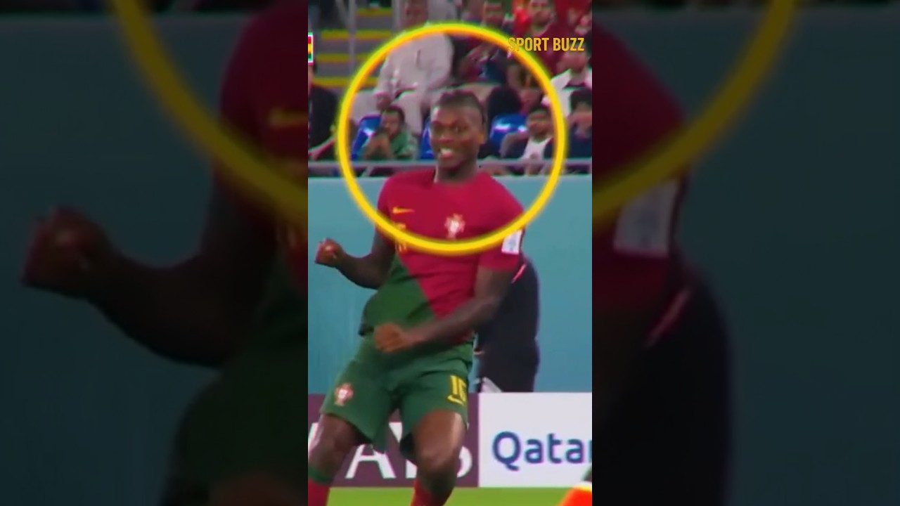 Rafael Leão: The Smiling Assassin Who Made Serie A Defenders Panic#football #soccer #shorts