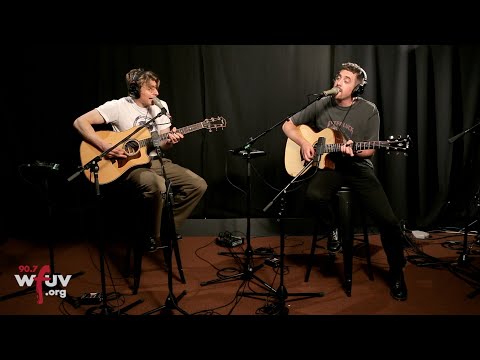 Circa Waves - "Let's Leave Together" (Live at WFUV)