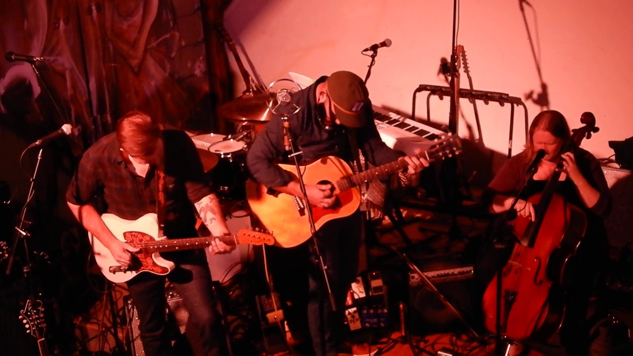 YOUNG FRONTIER: Honey I