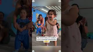 When your kid has no social anxiety 🤣🙌#SocialButterfly#OutgoingKids#KidsBeingKids#FunnyKids