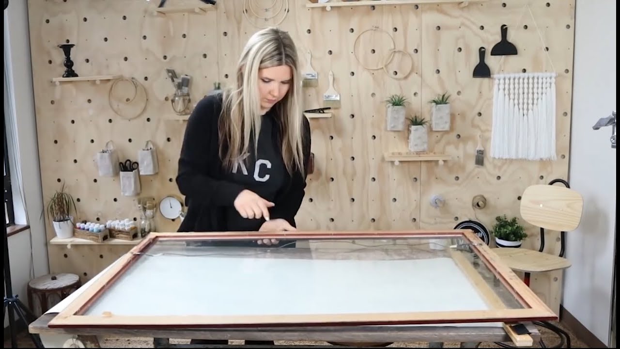 Я сделала настенное искусство, используя старый кусок ткани?