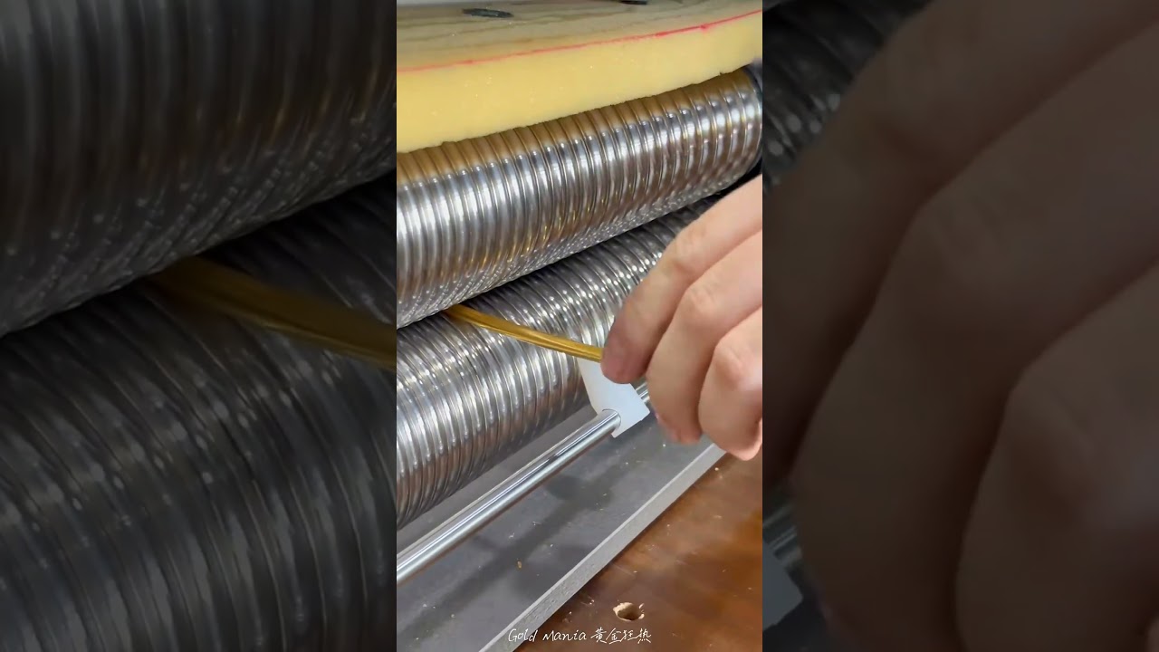 "Creating a Beautiful Jewelry Set Using Immersive Three-Gold Processing Techniques" 