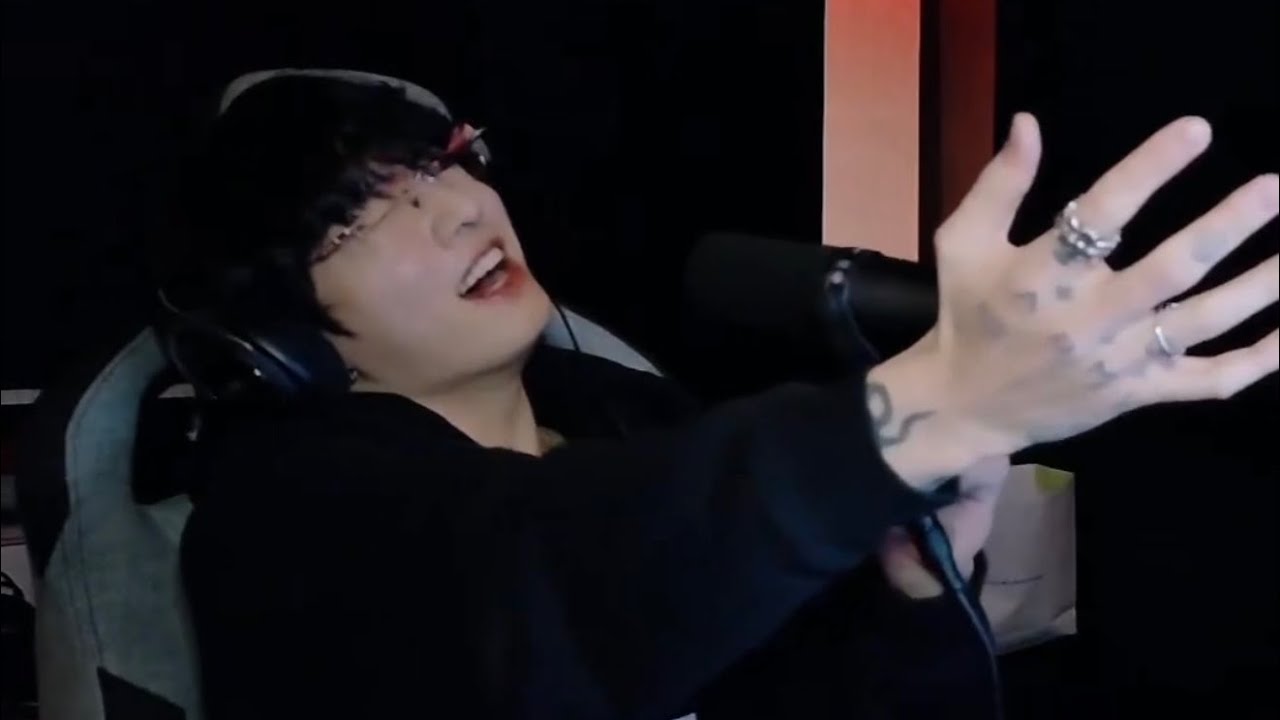 Чонгук поет 