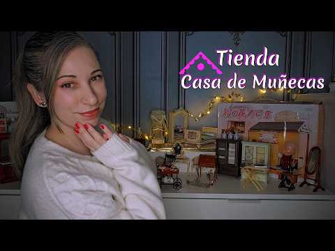 ASMR Tienda Casa de Muñecas | Roleplay acogedor con susurros cosquillosos para dormir como bebé