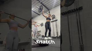 Snatch evoluindo #treinofeminino #dicasdecrossfit #viral #fitnessemocional