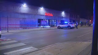 Man fatally shot, delivery driver injured while sitting in parked car on South Side