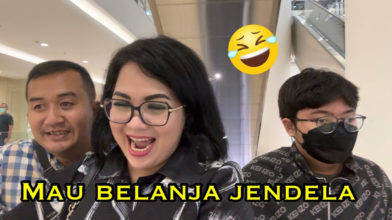 Window Shopping Aja Udah Bisa Bikin Istri Senang 😀