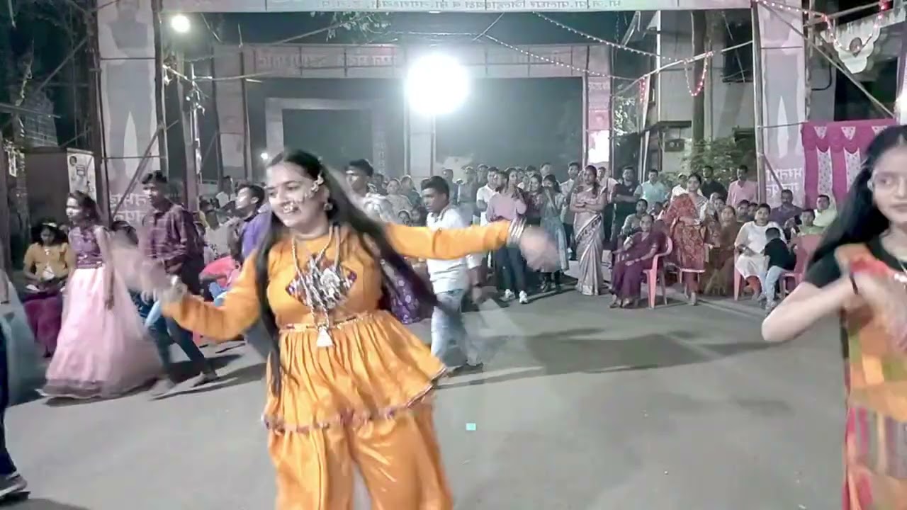 विश्वास स्पेशल्स (२४८) दूर काेई गाए  ‍Vishvas Specials (248) Door Koi Gaye