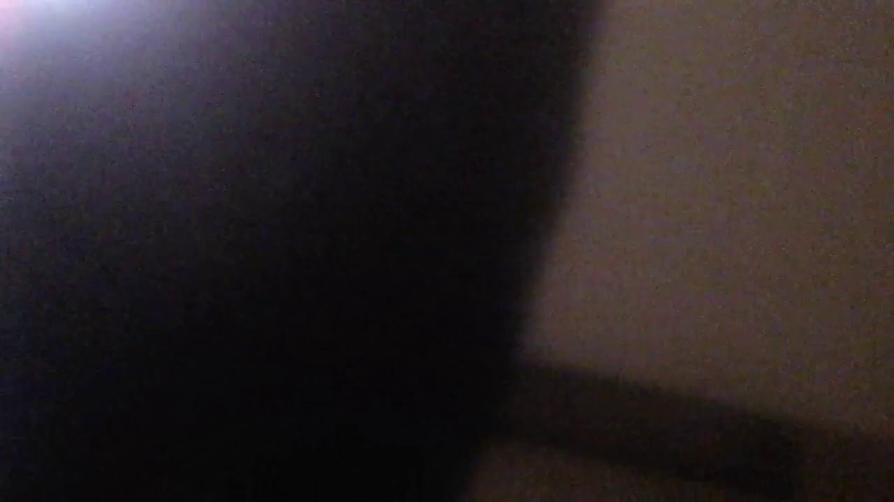 Smoke alarm: press to test