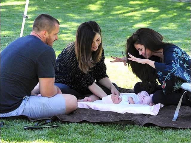 SELENA GOMEZ : Meet Selena Gomez's New Baby Sister! [PHOTOS] - YouTube