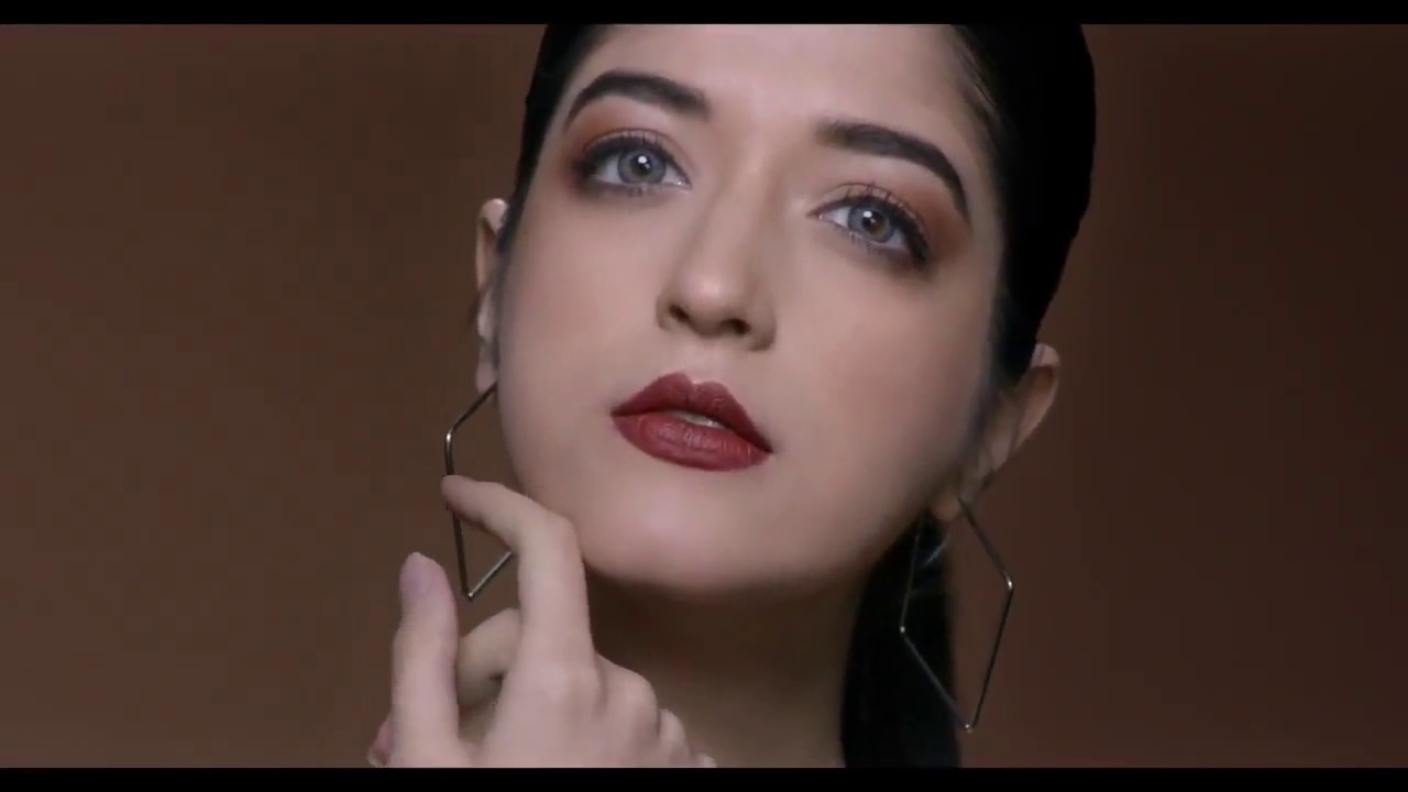 Avon True Perfectly Matte lipstick, the true matte