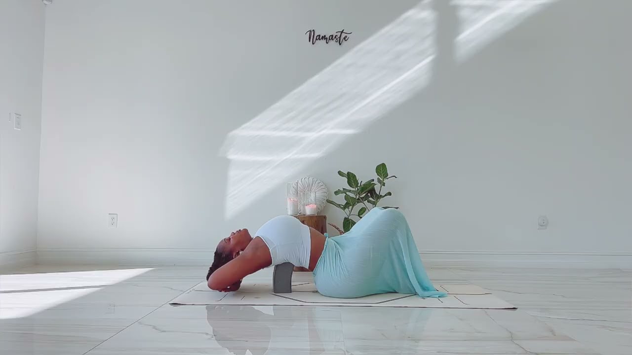 Upper Back Pain Relief | 9-Minute Gentle Yoga for Tension & Stiffness