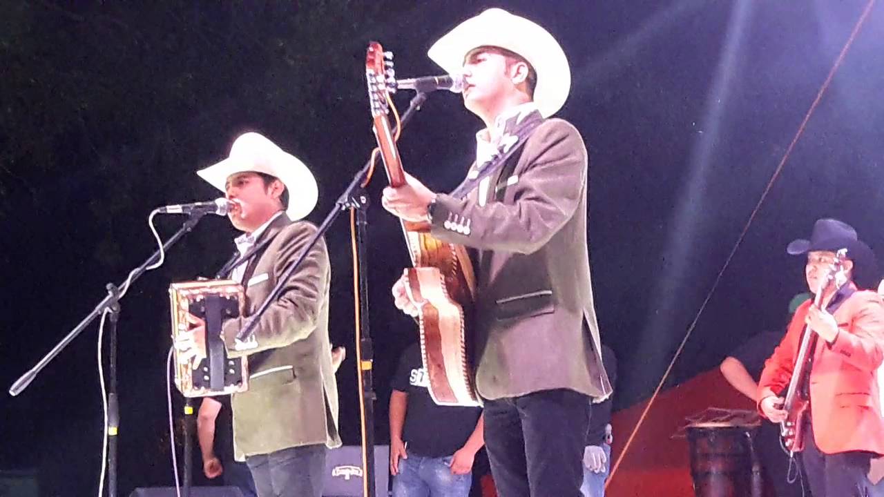 Carlos y jose jr- amores fingidos y es imposible