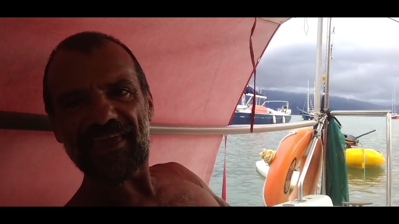 ⁣Conheci um Tiozão Monstro! Vida a Bordo de um Veleiro  - Vida Alternativa