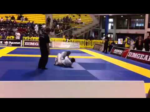 2011ムンジアル 茶帯 ガロ級 決勝戦