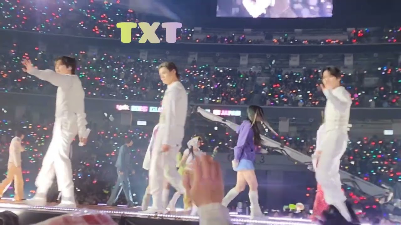 20251213 MUSIC BANK GLOBAL FESTIVAL IN JAPAN 