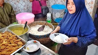 NASI LODEH MBAH RUM MOJOKERTO JUALAN SEJAK JAM 4 PAGI TAPI YANG BELI RELA ANTRI